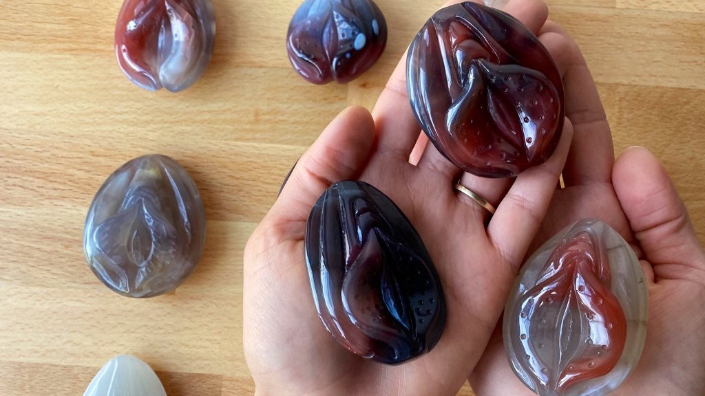 Agate Yoni (Randomly Selected)