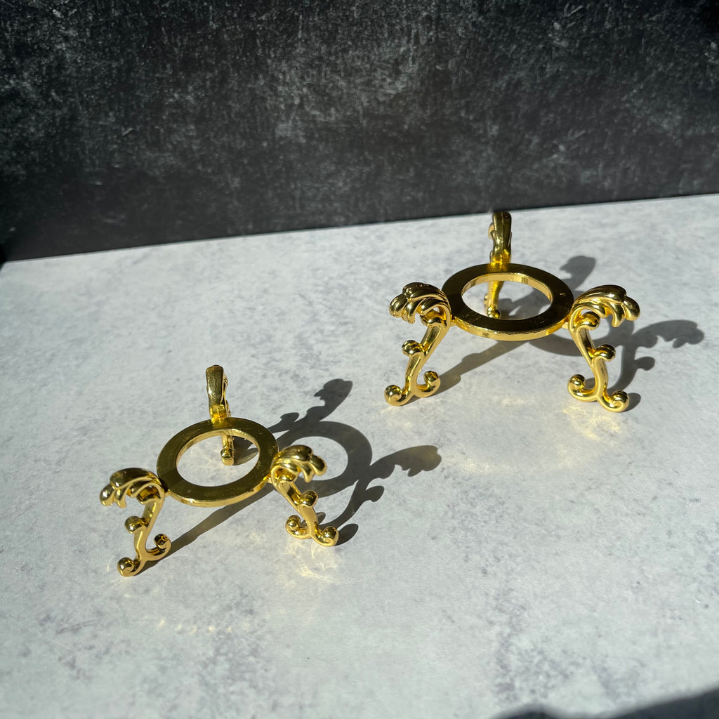 Iron Sphere Holder